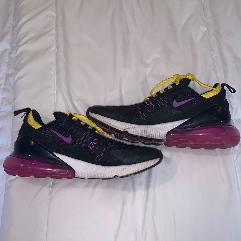 Nike 270s worn a couple times but no odor